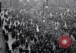 Standbild Deutsche Proteste der Versailler Vertrag Berlin Deutschland, 1919, aus Sekunde 26 historischem Filmmaterial Videoclip 65675039653