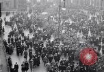 Standbild Deutsche Proteste der Versailler Vertrag Berlin Deutschland, 1919, aus Sekunde 28 historischem Filmmaterial Videoclip 65675039653