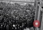 Standbild Deutsche Proteste der Versailler Vertrag Berlin Deutschland, 1919, aus Sekunde 36 historischem Filmmaterial Videoclip 65675039653