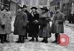 Immagine di Ufficiali Americani Praga Cecoslovacchia, 1919, secondo 10 filmato di repertorio 65675039654