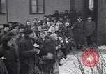 Standbild Menschen von Prag Prag Tschechoslowakei, 1919, aus Sekunde 6 historischem Filmmaterial Videoclip 65675039655