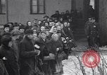 Standbild Menschen von Prag Prag Tschechoslowakei, 1919, aus Sekunde 9 historischem Filmmaterial Videoclip 65675039655