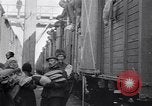 Standbild Weiße Russen bewachen Eisenbahn Sibirien Russland, 1918, aus Sekunde 17 historischem Filmmaterial Videoclip 65675039660