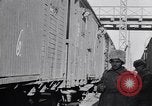 Standbild Weiße Russen bewachen Eisenbahn Sibirien Russland, 1918, aus Sekunde 35 historischem Filmmaterial Videoclip 65675039660