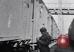 Standbild Weiße Russen bewachen Eisenbahn Sibirien Russland, 1918, aus Sekunde 41 historischem Filmmaterial Videoclip 65675039660