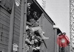 Standbild Weiße Russen bewachen Eisenbahn Sibirien Russland, 1918, aus Sekunde 57 historischem Filmmaterial Videoclip 65675039660