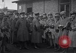 Standbild deutsche Truppen nach Hause zu gehen Frankreich, 1918, aus Sekunde 16 historischem Filmmaterial Videoclip 65675039661