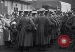Standbild deutsche Truppen nach Hause zu gehen Frankreich, 1918, aus Sekunde 56 historischem Filmmaterial Videoclip 65675039661