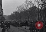 Standbild Die französischen Truppen nach Hause am Ende des Ersten Weltkrieg Dortmund Deutschland, 1918, aus Sekunde 15 historischem Filmmaterial Videoclip 65675039662