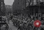 Standbild Die französischen Truppen nach Hause am Ende des Ersten Weltkrieg Dortmund Deutschland, 1918, aus Sekunde 29 historischem Filmmaterial Videoclip 65675039662