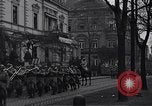 Standbild Die französischen Truppen nach Hause am Ende des Ersten Weltkrieg Dortmund Deutschland, 1918, aus Sekunde 53 historischem Filmmaterial Videoclip 65675039662