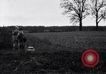Image Chasse au faisan Allemagne, 1919, de la seconde 29 séquences d'archives historiques vidéo 65675039667