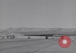 Standbild YB-49 schwere Bomber United States USA, 1947, aus Sekunde 50 historischem Filmmaterial Videoclip 65675039695