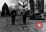Standbild 6 United States Army Personal Strasburg Deutschland, 1944, aus Sekunde 8 historischem Filmmaterial Videoclip 65675039705