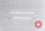 Standbild Vereinigten Staaten Truppen Ludwigshafen Deutschland, 1945, aus Sekunde 3 historischem Filmmaterial Videoclip 65675039707
