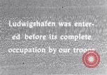 Standbild Vereinigten Staaten Truppen Ludwigshafen Deutschland, 1945, aus Sekunde 8 historischem Filmmaterial Videoclip 65675039707