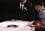 Standbild Modell der avrocar Toronto Ontario Kanada, 1960, aus Sekunde 22 historischem Filmmaterial Videoclip 65675039717