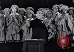 Standbild Prediger Elder Michaux Washington DC USA, 1935, aus Sekunde 41 historischem Filmmaterial Videoclip 65675039749