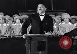 Standbild Prediger Elder Michaux Washington DC USA, 1935, aus Sekunde 61 historischem Filmmaterial Videoclip 65675039749