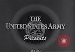 Standbild Rundfunk und die Leute hören zu vintage Radios in Amerika New York United States USA, 1951, aus Sekunde 6 historischem Filmmaterial Videoclip 65675039750