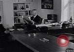 Standbild WMCA radio Operationen New York United States USA, 1951, aus Sekunde 13 historischem Filmmaterial Videoclip 65675039751