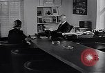 Standbild WMCA radio Operationen New York United States USA, 1951, aus Sekunde 15 historischem Filmmaterial Videoclip 65675039751