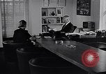 Standbild WMCA radio Operationen New York United States USA, 1951, aus Sekunde 16 historischem Filmmaterial Videoclip 65675039751