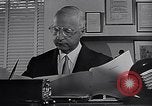 Standbild WMCA radio Operationen New York United States USA, 1951, aus Sekunde 34 historischem Filmmaterial Videoclip 65675039751
