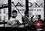 Standbild Das WMCA Radio Station Aufnahme New York City USA, 1951, aus Sekunde 62 historischem Filmmaterial Videoclip 65675039752