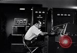 Image WMCA radio et Times Square New York City USA, 1951, de la seconde 41 séquences d'archives historiques vidéo 65675039754