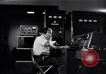 Image WMCA radio et Times Square New York City USA, 1951, de la seconde 45 séquences d'archives historiques vidéo 65675039754