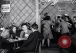 Image Les garçons et les filles de l'alcool potable New York City USA, 1943, de la seconde 55 séquences d'archives historiques vidéo 65675039757