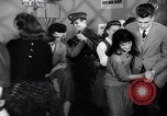 Image Les jeunes couples danser en club au cours de l' ère Seconde Guerre Mondiale New York City USA, 1943, de la seconde 25 séquences d'archives historiques vidéo 65675039758
