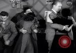 Image Les jeunes couples danser en club au cours de l' ère Seconde Guerre Mondiale New York City USA, 1943, de la seconde 37 séquences d'archives historiques vidéo 65675039758