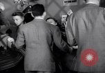 Image Les jeunes couples danser en club au cours de l' ère Seconde Guerre Mondiale New York City USA, 1943, de la seconde 45 séquences d'archives historiques vidéo 65675039758