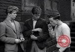 Image high school age garçons New York City USA, 1943, de la seconde 42 séquences d'archives historiques vidéo 65675039759