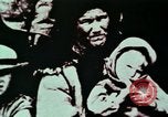 Image de familles d'immigrants en provenance de l'Europe United States USA, 1975, de la seconde 36 séquences d'archives historiques vidéo 65675039763