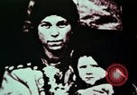 Image de familles d'immigrants en provenance de l'Europe United States USA, 1975, de la seconde 51 séquences d'archives historiques vidéo 65675039763