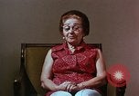 Image immigrés âgés United States USA, 1975, de la seconde 25 séquences d'archives historiques vidéo 65675039772