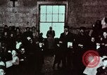 Image Souvenirs d'immigrants européens à l'Amérique United States USA, 1975, de la seconde 14 séquences d'archives historiques vidéo 65675039773