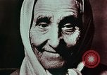 Image Les immigrants d'entrer dans l'Europe du Nord par Ellis Island vers 1910 United States USA, 1975, de la seconde 36 séquences d'archives historiques vidéo 65675039774