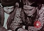 Image Les immigrants d'entrer dans l'Europe du Nord par Ellis Island vers 1910 United States USA, 1975, de la seconde 42 séquences d'archives historiques vidéo 65675039774