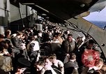Standbild britische Truppen Pacific Theater, 1942, aus Sekunde 36 historischem Filmmaterial Videoclip 65675039789