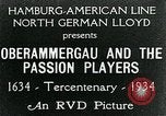 Standbild Dorf Oberammergau Bayern Deutschland, 1936, aus Sekunde 28 historischem Filmmaterial Videoclip 65675039802