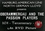Standbild Dorf Oberammergau Bayern Deutschland, 1936, aus Sekunde 33 historischem Filmmaterial Videoclip 65675039802