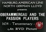 Standbild Dorf Oberammergau Bayern Deutschland, 1936, aus Sekunde 35 historischem Filmmaterial Videoclip 65675039802