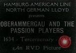 Standbild Dorf Oberammergau Bayern Deutschland, 1936, aus Sekunde 38 historischem Filmmaterial Videoclip 65675039802