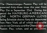 Standbild Dorf Oberammergau Bayern Deutschland, 1936, aus Sekunde 46 historischem Filmmaterial Videoclip 65675039802