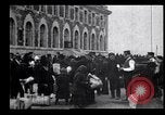 Immagine di Gli immigrati in America arrivando ad Ellis Island Ellis Island New York USA, 1906, secondo 30 filmato di repertorio 65675039828