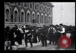 Immagine di Gli immigrati in America arrivando ad Ellis Island Ellis Island New York USA, 1906, secondo 36 filmato di repertorio 65675039828